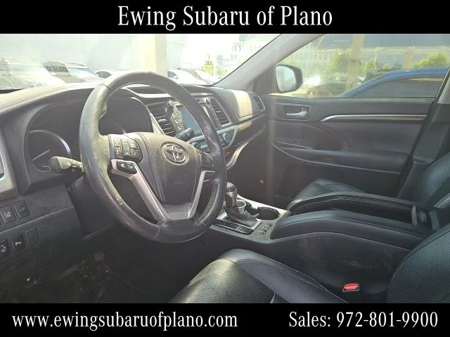 Used 2015 White Toyota Limited Platinum V6 image 5