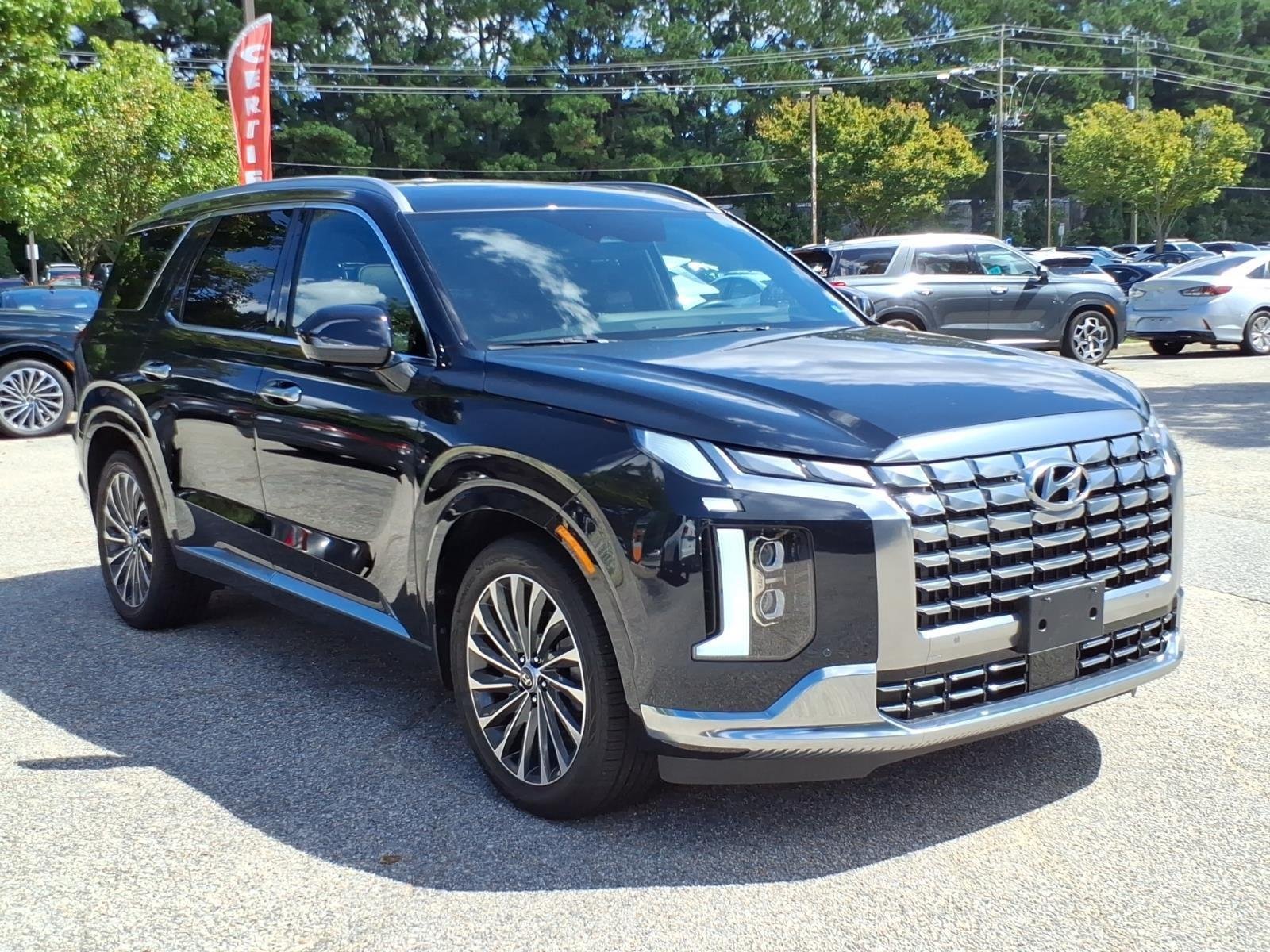 Used 2023 Moonlight Cloud Hyundai Calligraphy image 5