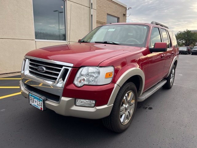 Used 2010  Ford Eddie Bauer image 4