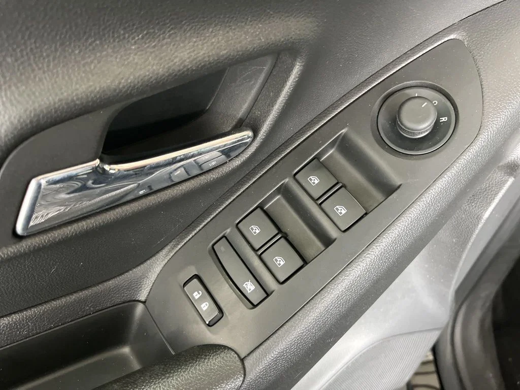 Used 2022 Black Chevrolet LT image 4