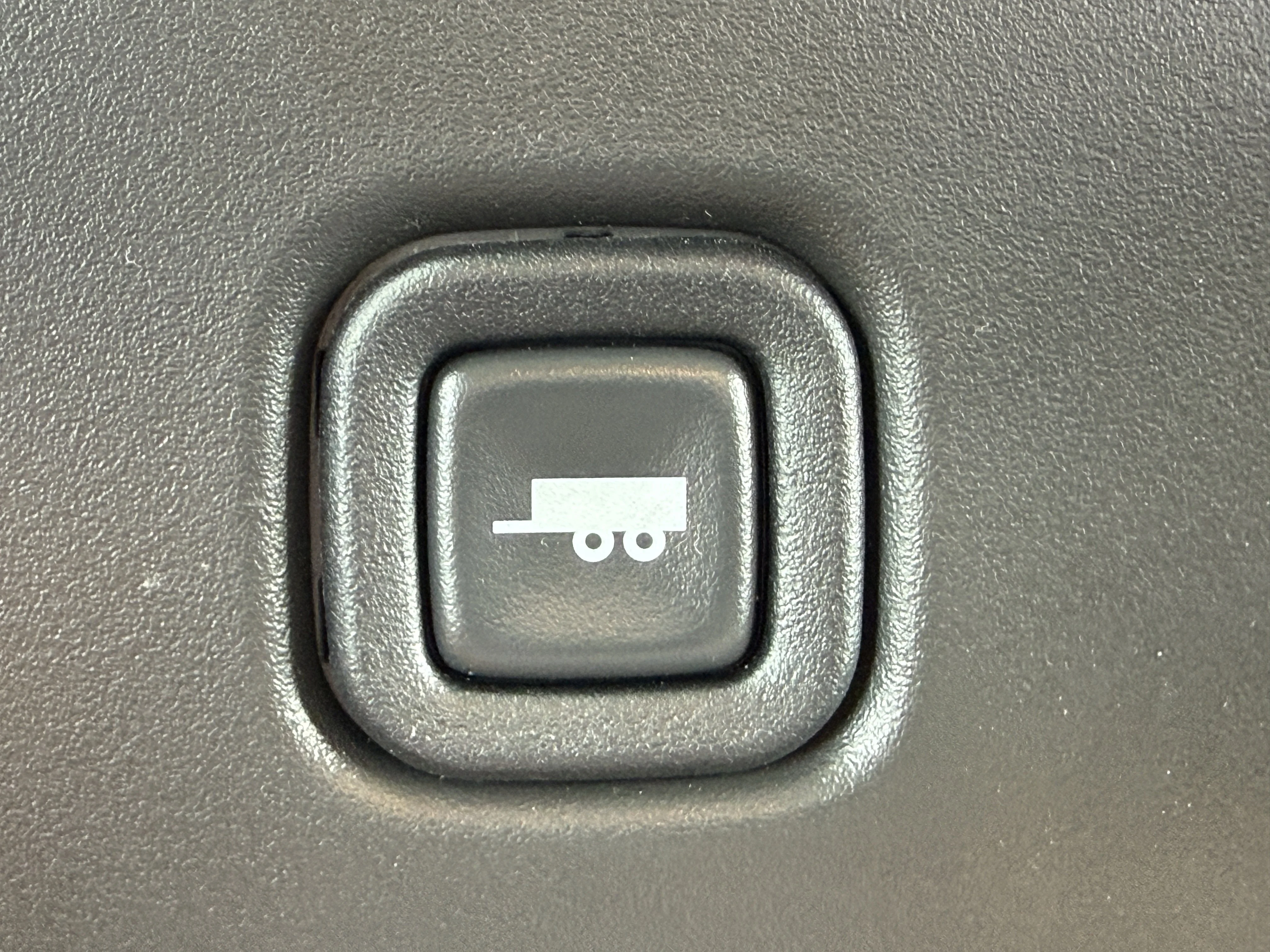 2026 GMC Savana Cargo Work Van - Photo 21