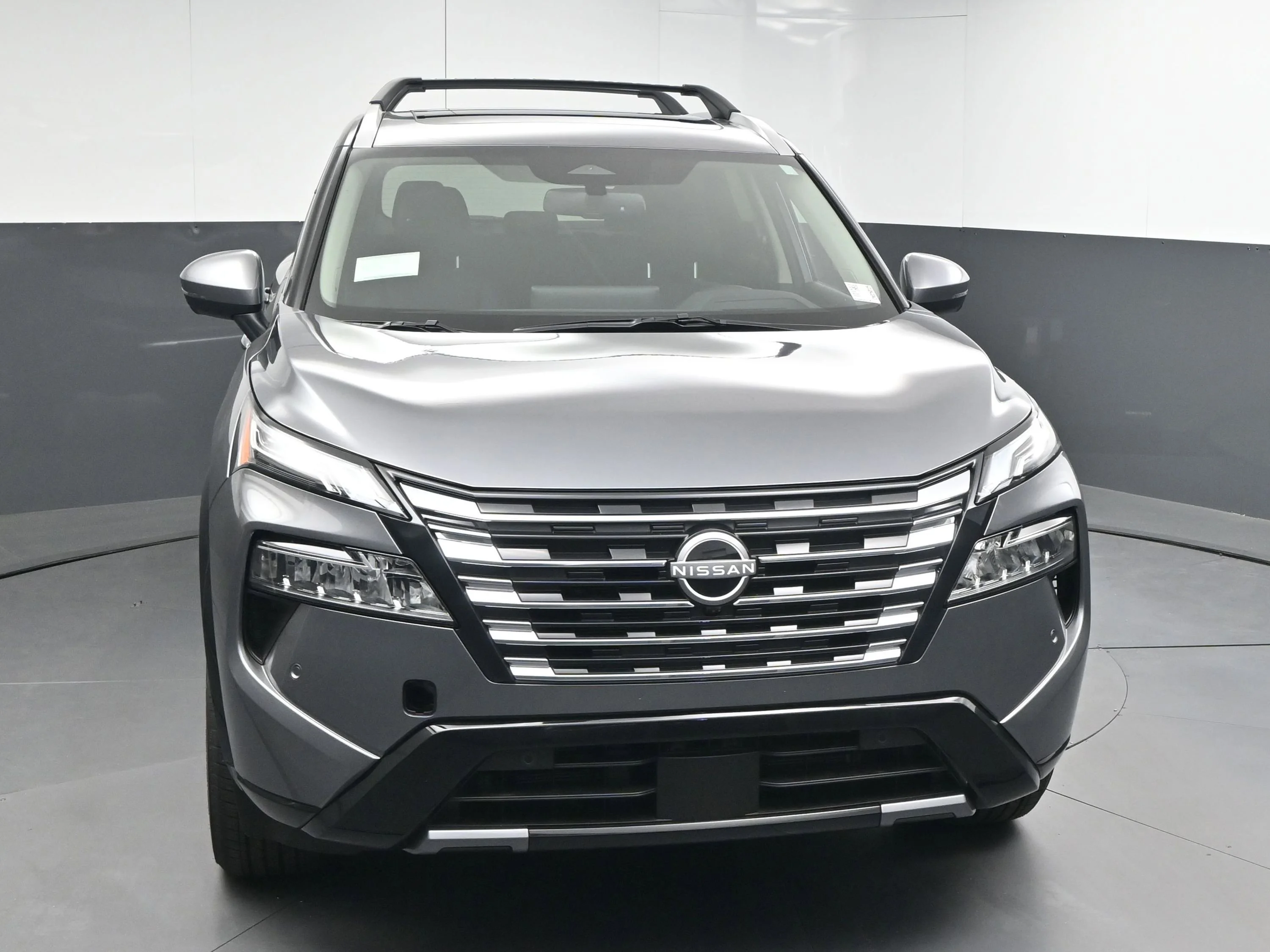 New 2026 Gun Metallic Nissan Platinum image 2