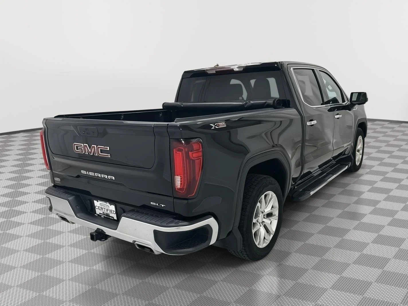 Used 2021 ONYX BLACK GMC SLT image 5
