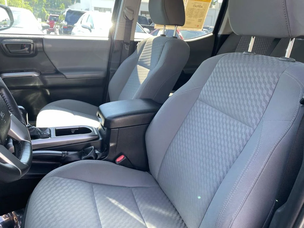 Used 2022 Gray Toyota SR5 image 19