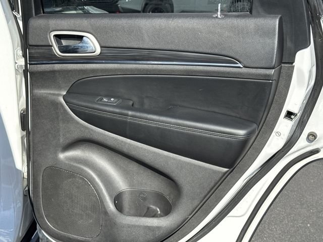 Used 2020 White Jeep Limited image 23