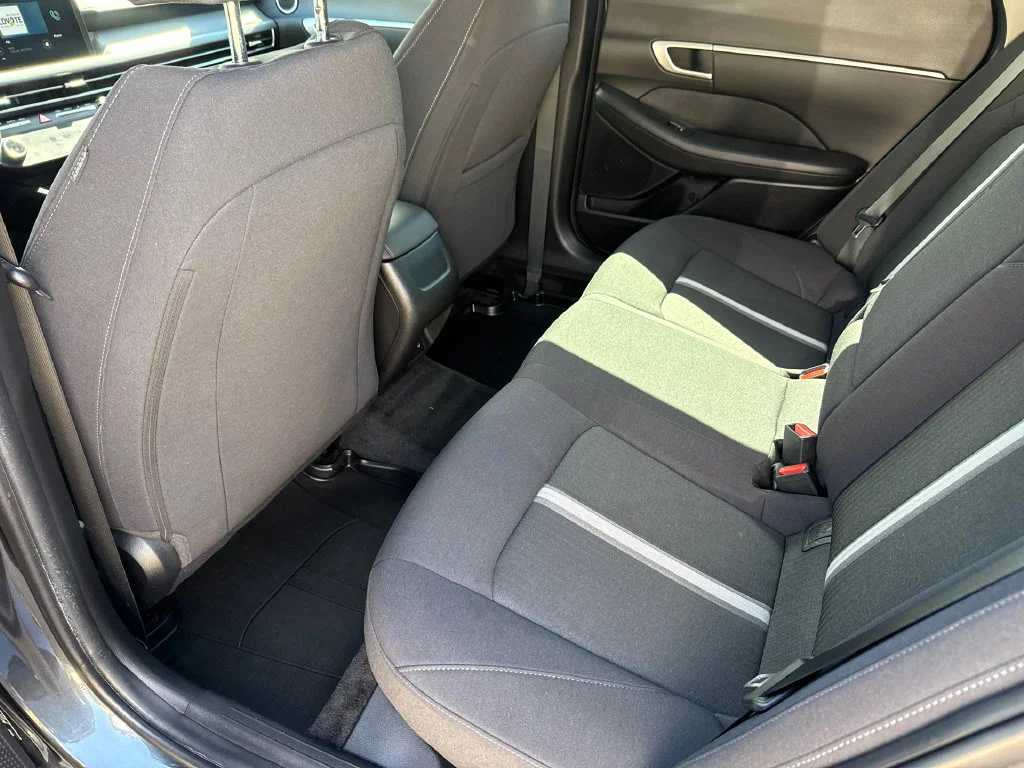 Used 2024 Gray Hyundai SEL image 16