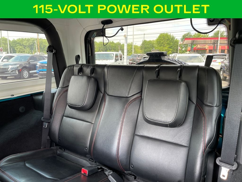 Used 2020 Bikini Pearlcoat Jeep Rubicon image 13