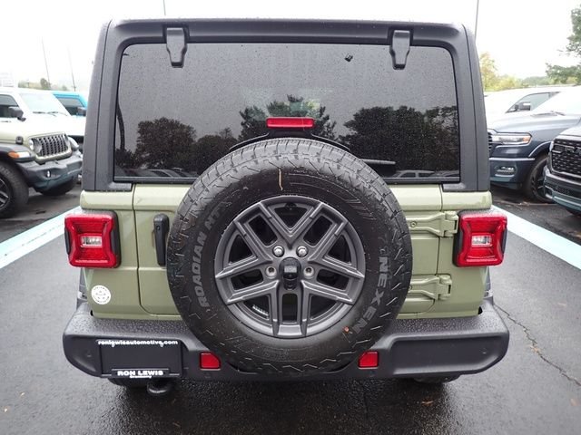 New 2025 41 Jeep Sport S image 3