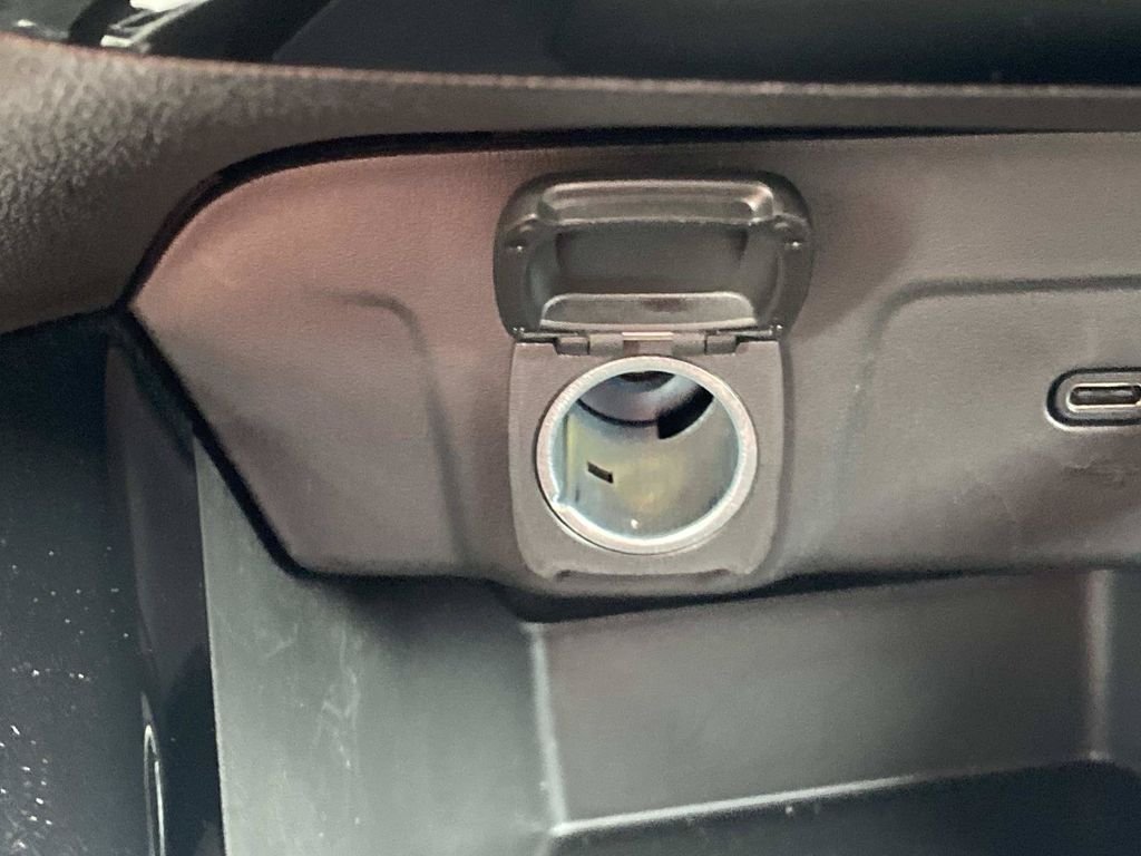 Certified Used 2025 Nitro Yellow Chevrolet 2RS image 27