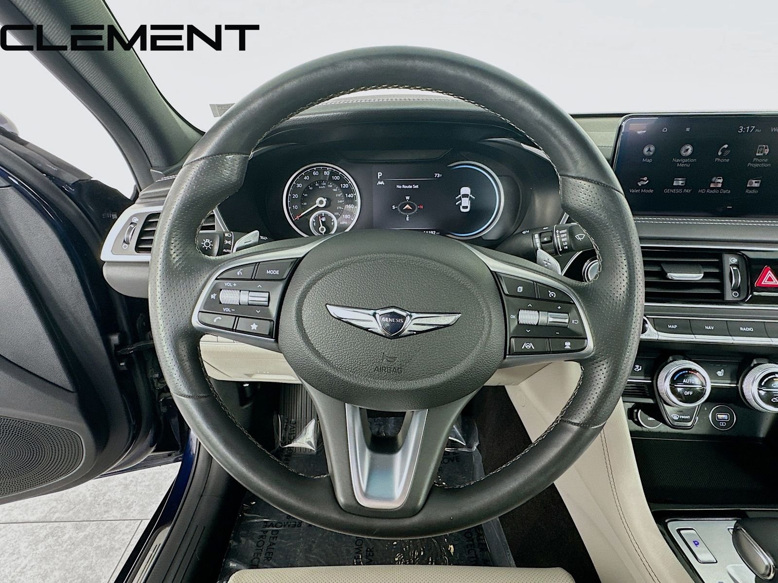 2023 GENESIS G70 Standard - Photo 14