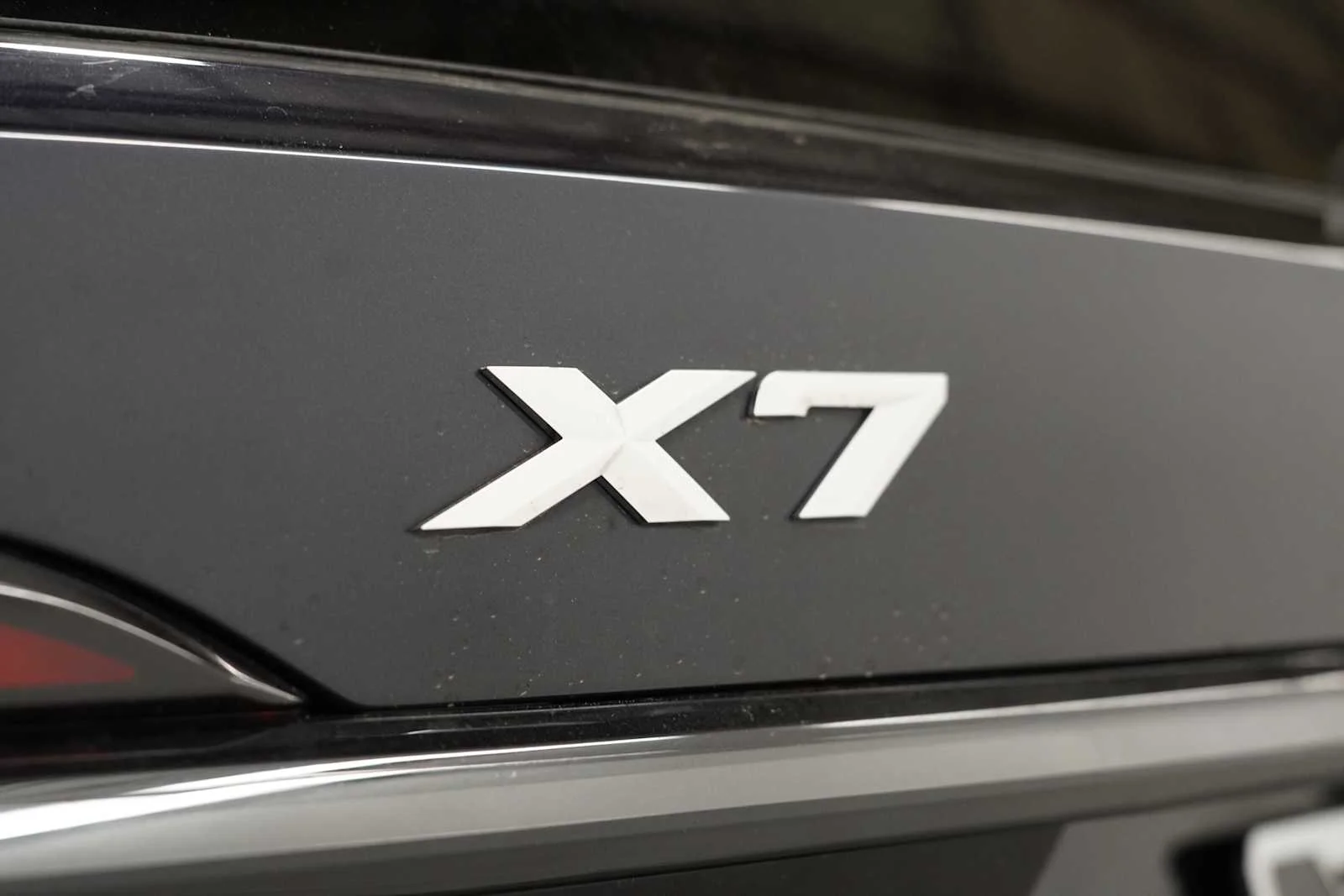 Certified Used 2024 Carbon Black Metallic BMW xDrive40i image 8