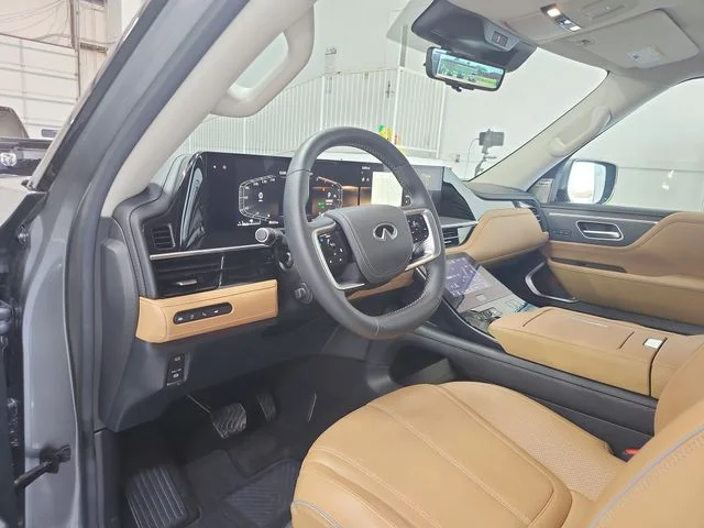 Used 2025  INFINITI SENSORY image 18