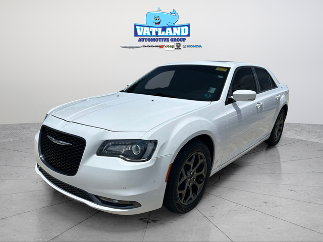 2018 Chrysler 300 S