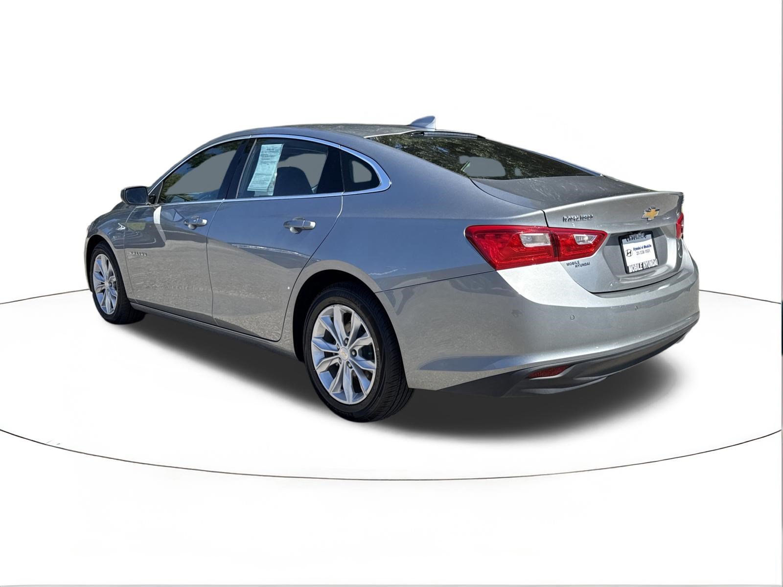 Used 2025 Sterling Gray Metallic Chevrolet LT image 5