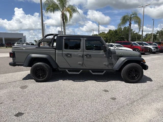 Used 2023 Gray Jeep Sport image 3