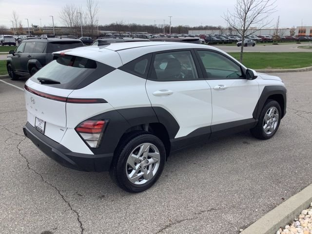 2026 Hyundai Kona SE - Photo 38
