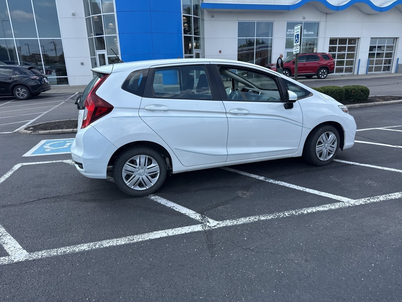 Used 2020 Platinum White Pearl Honda LX image 17