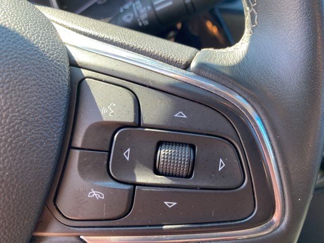 Used 2023 Black Buick Select image 21