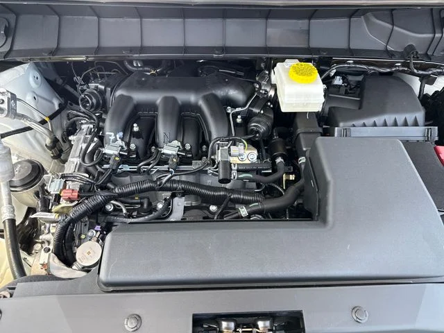 New 2026 Everest White Pearl TriCoat Nissan Rock Creek® image 17