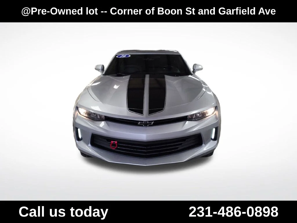 Used 2016  Chevrolet 2LT image 8