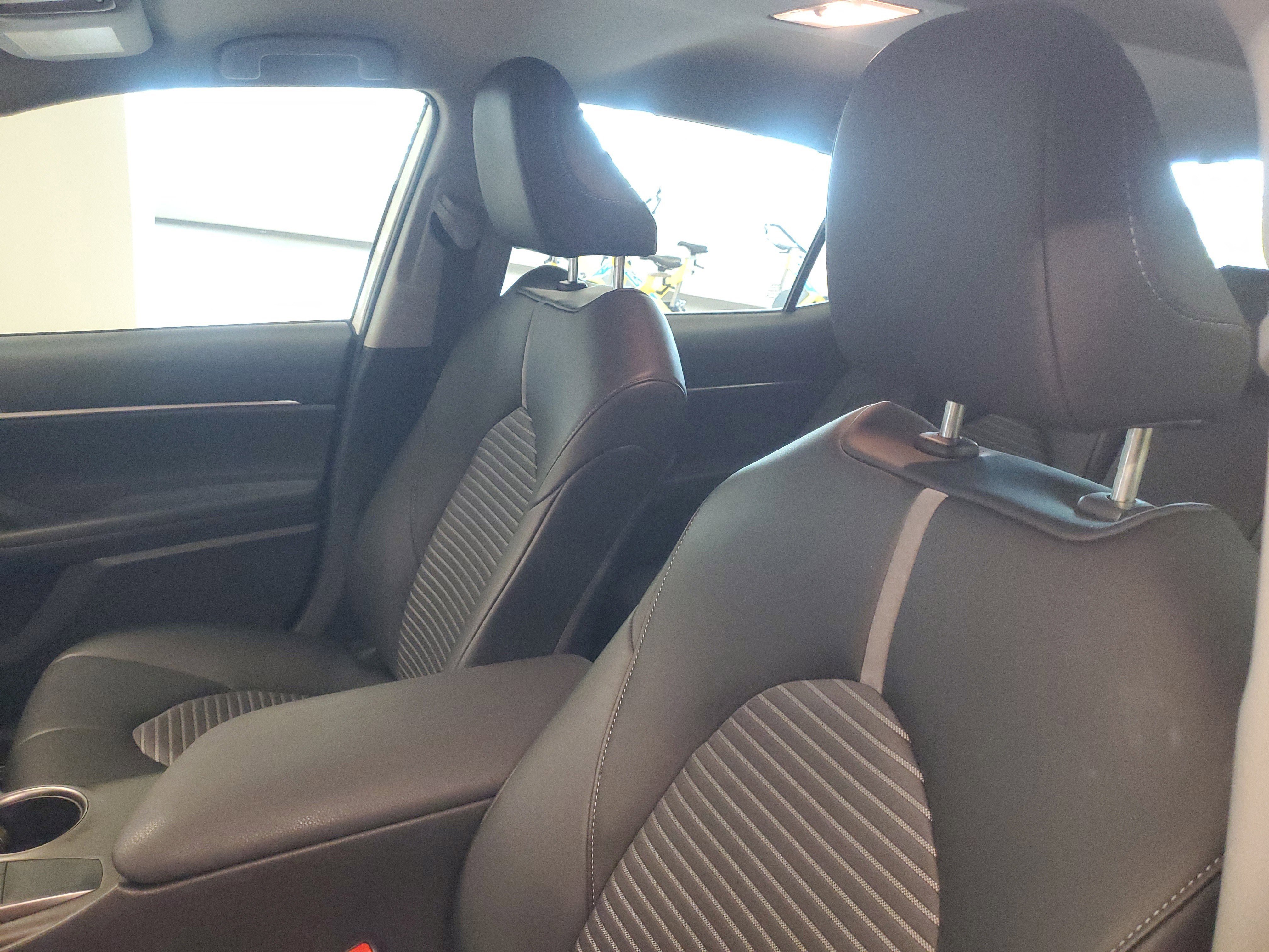 Used 2024 Ice Toyota SE image 16