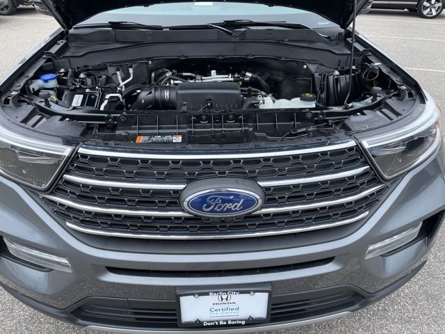 Used 2024 Gray Metallic Ford XLT image 9