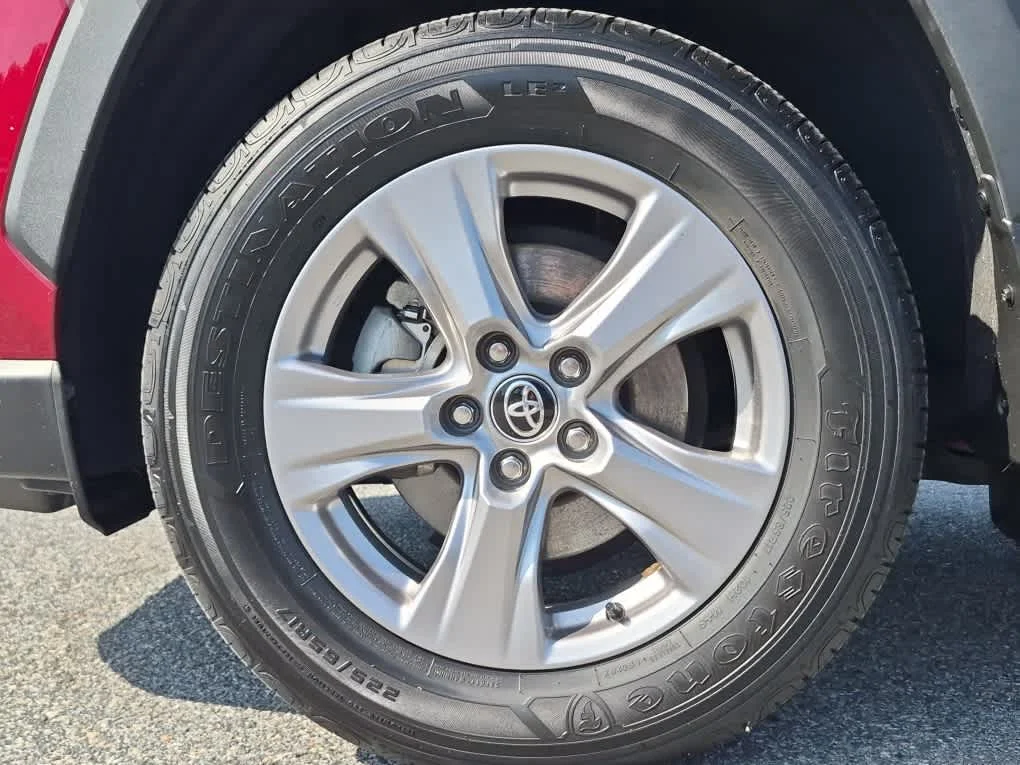Certified Used 2024 Ruby Flare Pearl Toyota XLE image 6