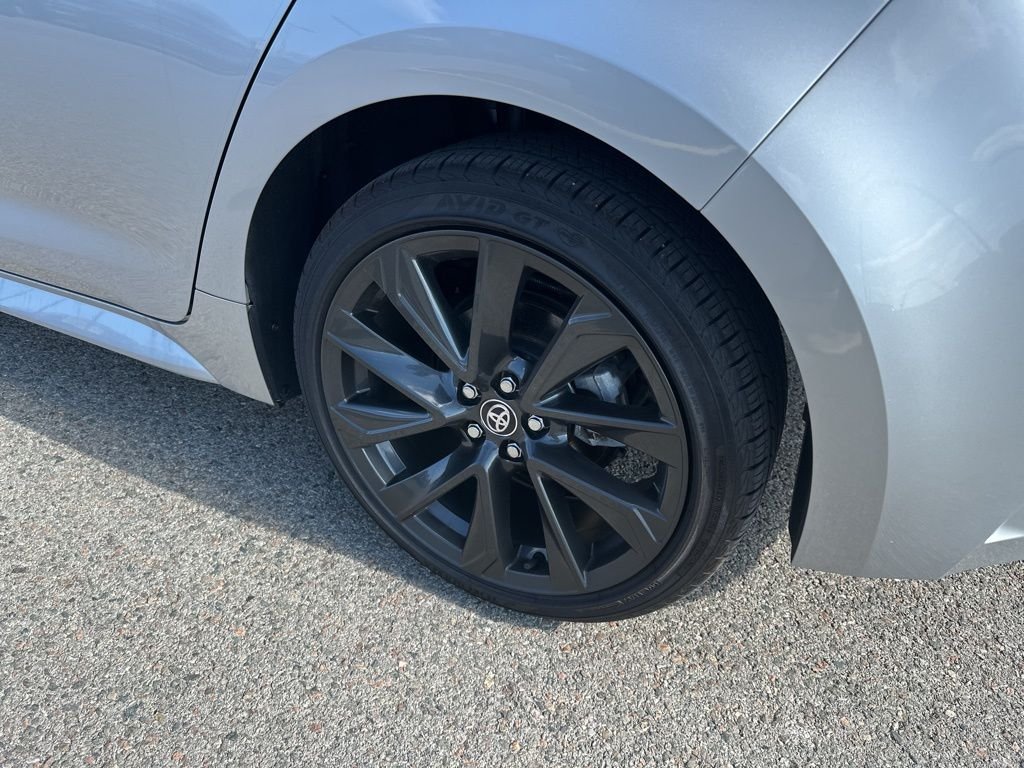 2024 Toyota Corolla Hatchback XSE - Photo 11