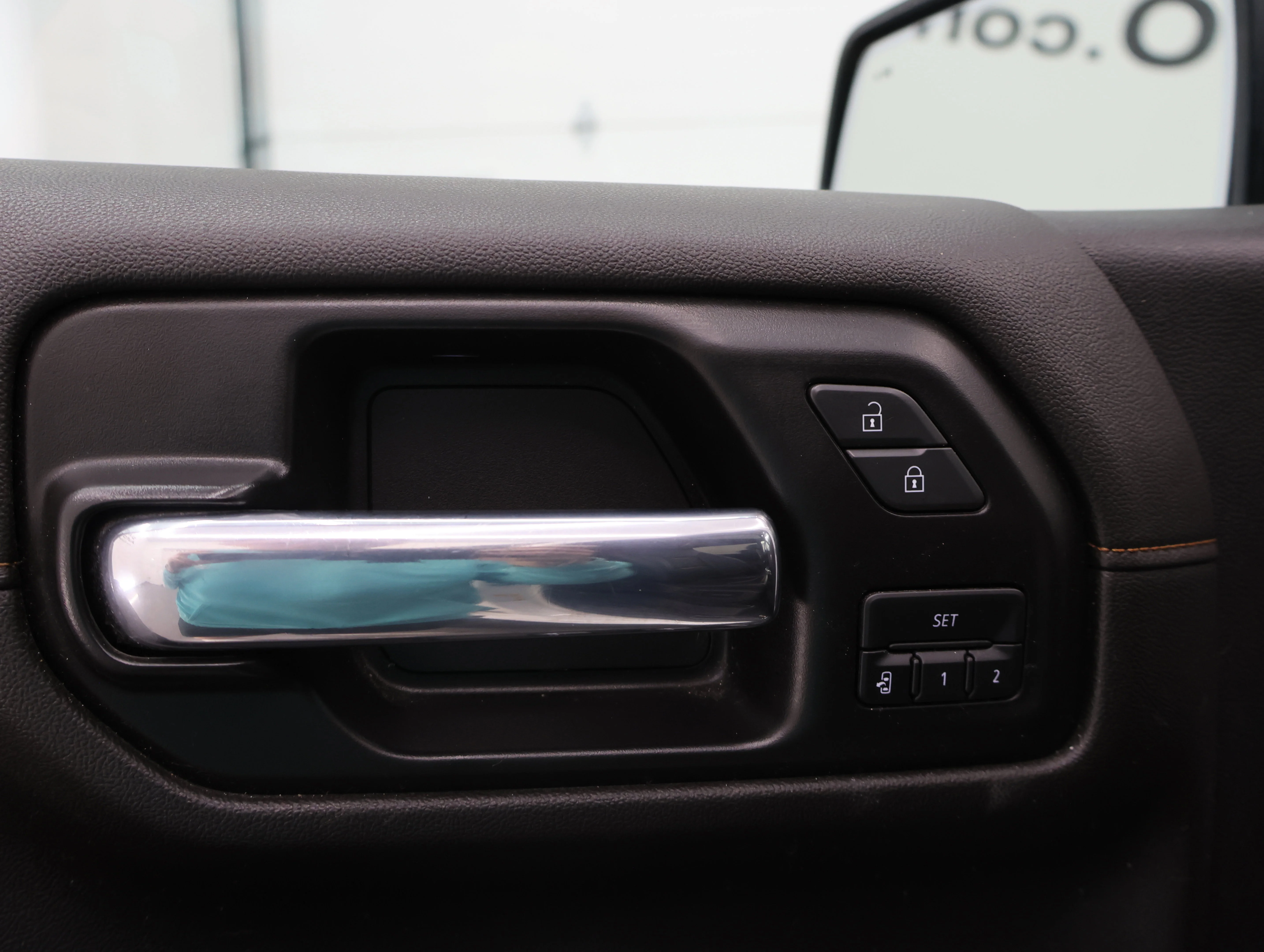 Used 2022 Summit White GMC AT4 image 42