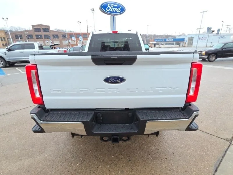 New 2026 Oxford White Ford F-350® XLT image 6