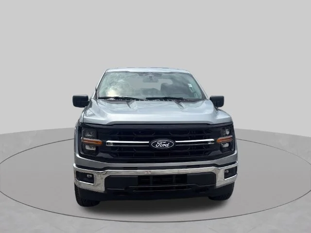 Used 2025 Silver Ford XLT image 8