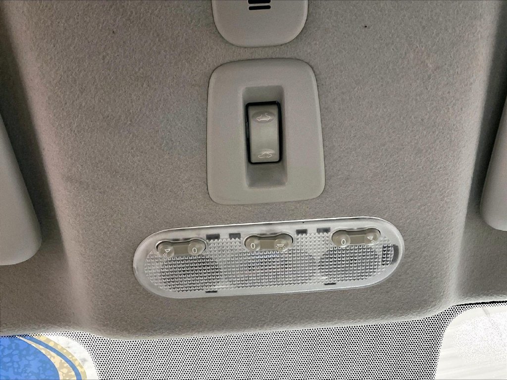 Used 2013 Gray Nissan SV image 25