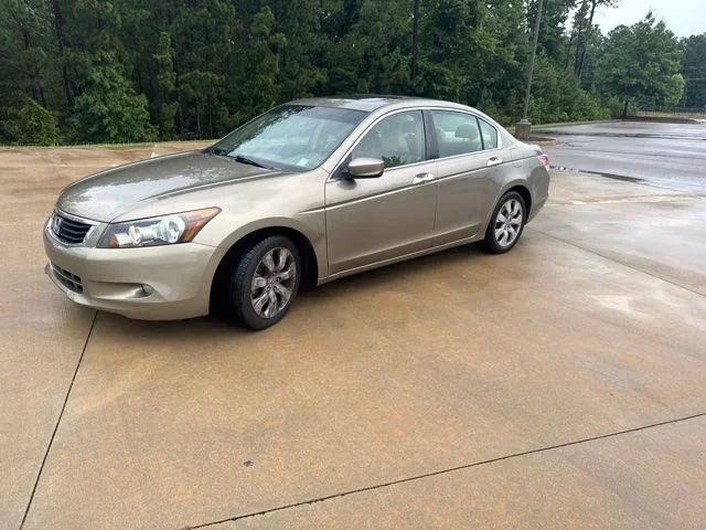Used 2008 Bold Beige Metallic Honda EX-L image 2