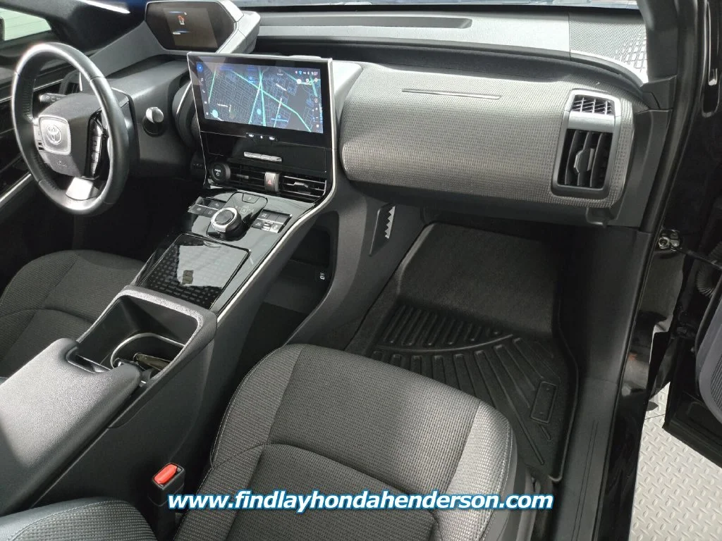 Used 2024 Black Toyota XLE image 23