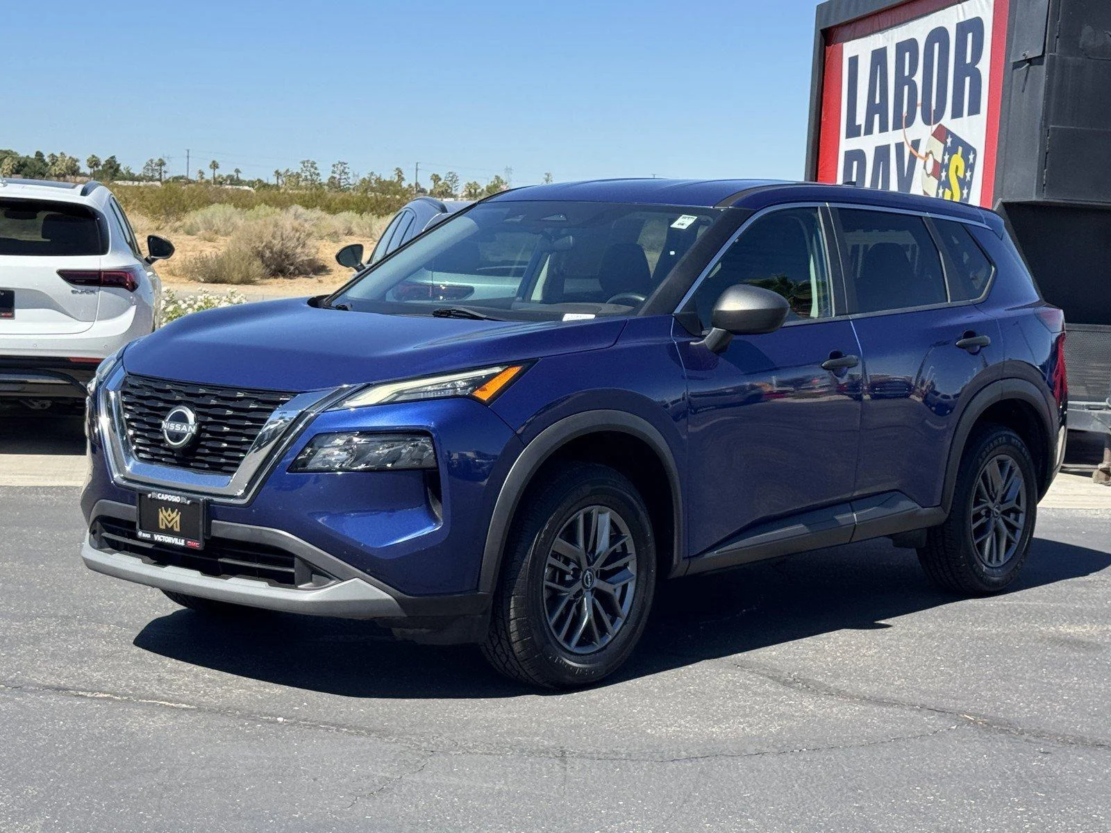 Used 2023 Caspian Blue Meta Nissan S image 3
