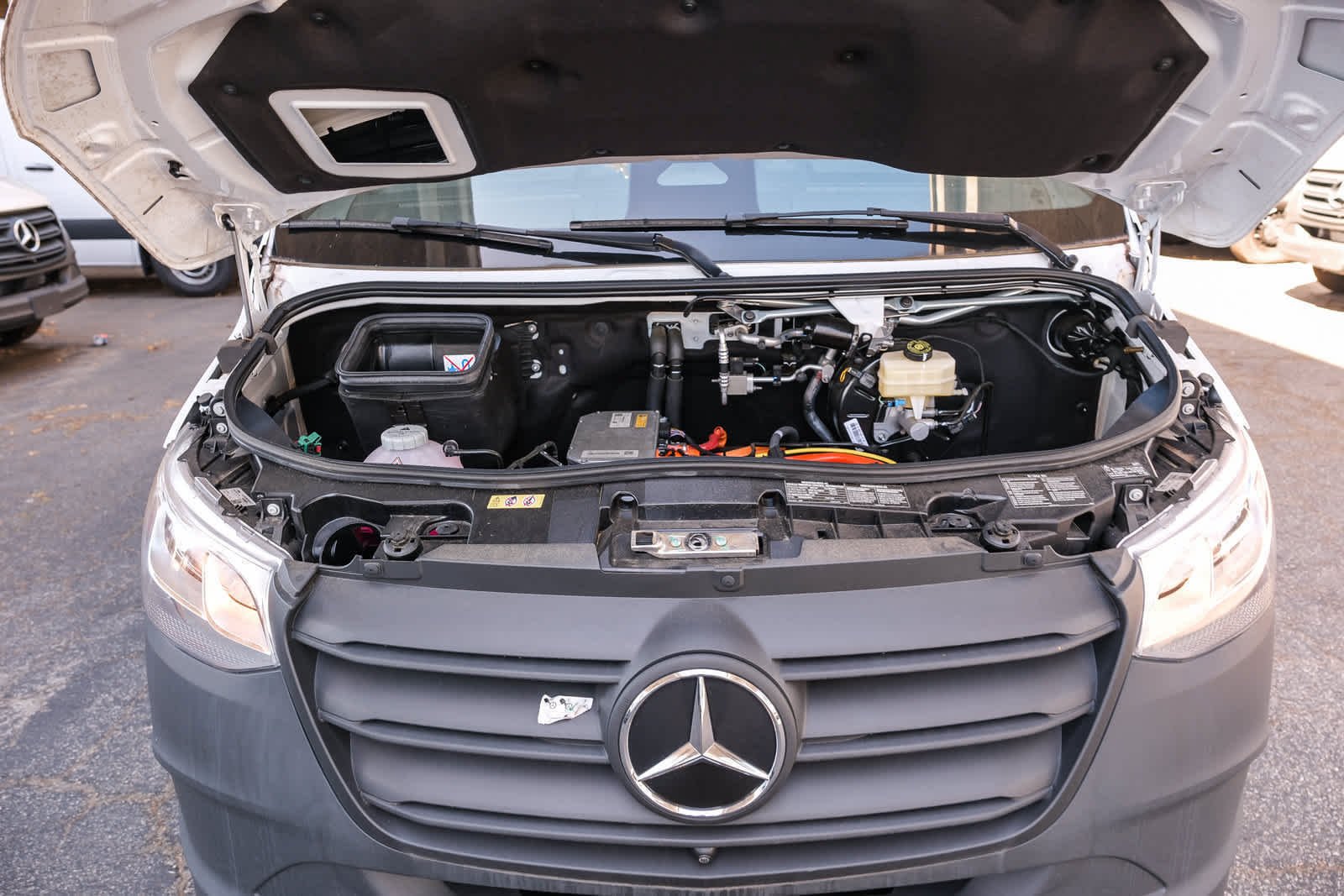 New 2025 Arctic White Mercedes-Benz Cargo 170 WB High Roof RWD Electric Motor image 26
