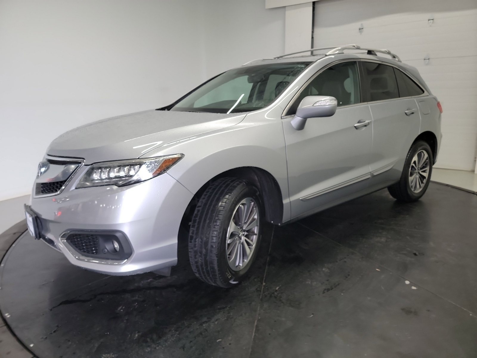 Used 2017 Lunar Silver Metallic Acura w/Advance Pkg image 3