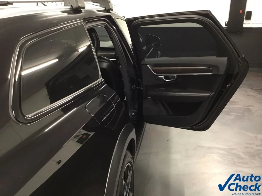 Used 2020 Black Volvo T6 AWD image 34
