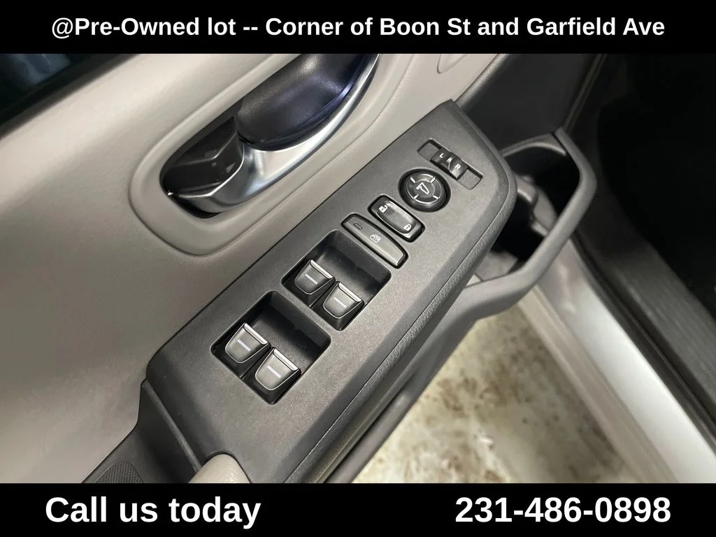 Used 2023  Honda Touring image 15
