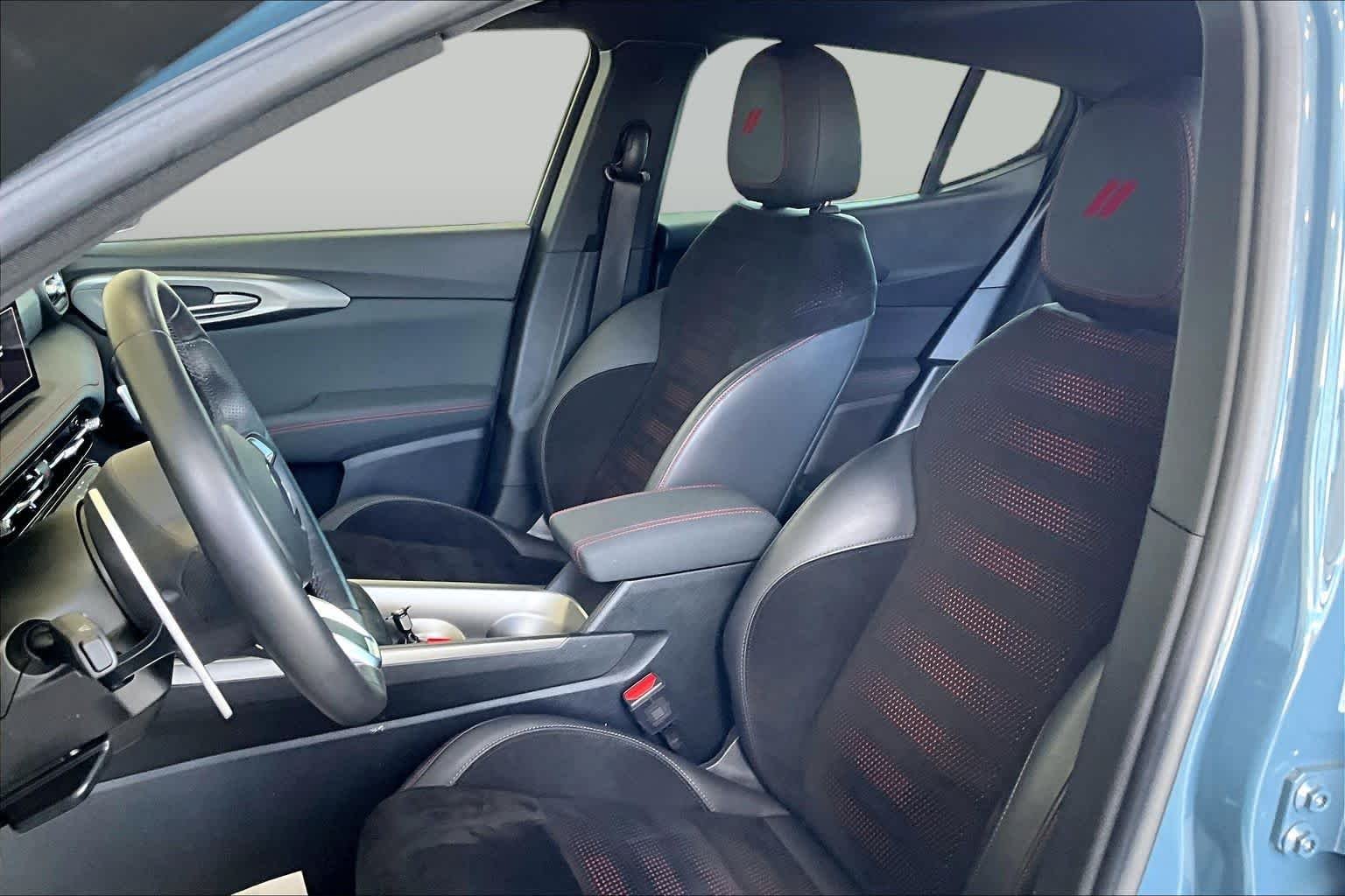 Pre-Owned 2024 Dodge Hornet R/T Plus