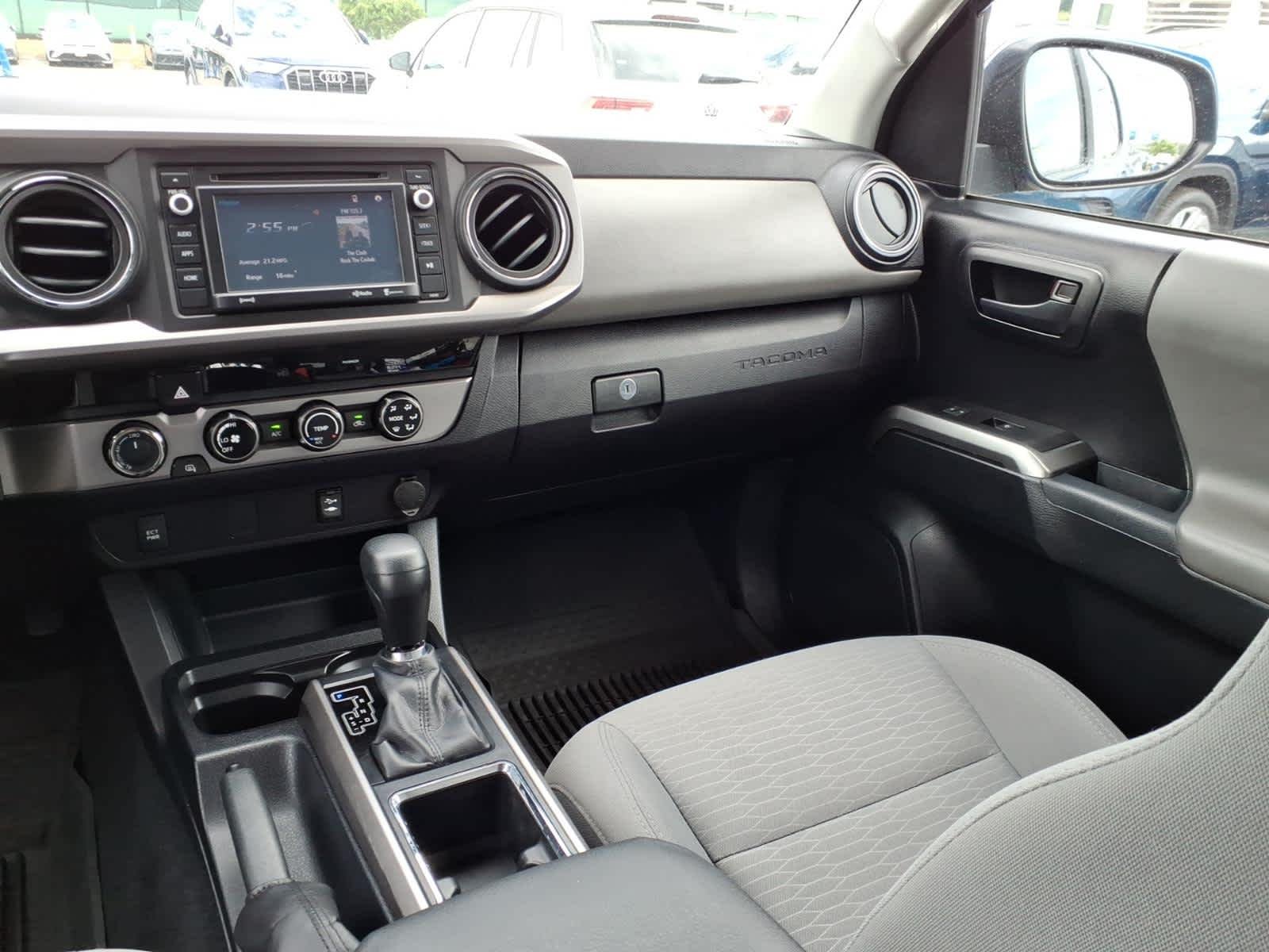 Used 2017 Blazing Blue Pearl Toyota SR5 image 14