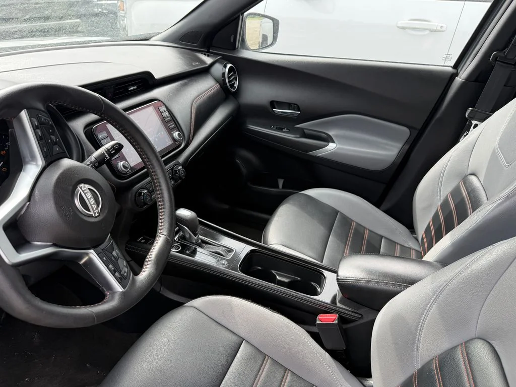 Used 2024 Gray Nissan SR image 15