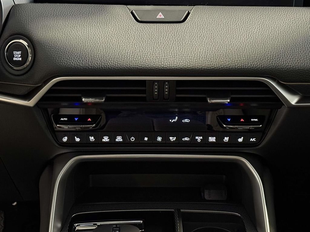 2026 Mazda CX-90 Premium Package - Photo 19