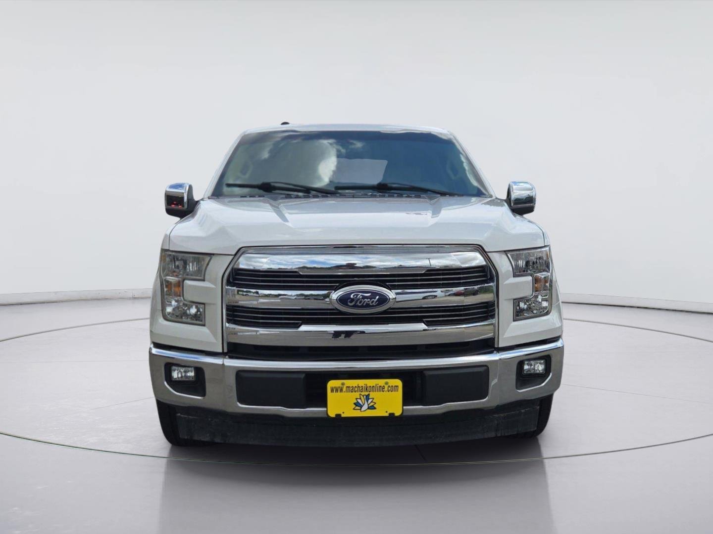Used 2017 White Platinum Metallic Tri-Coat Ford Lariat image 8