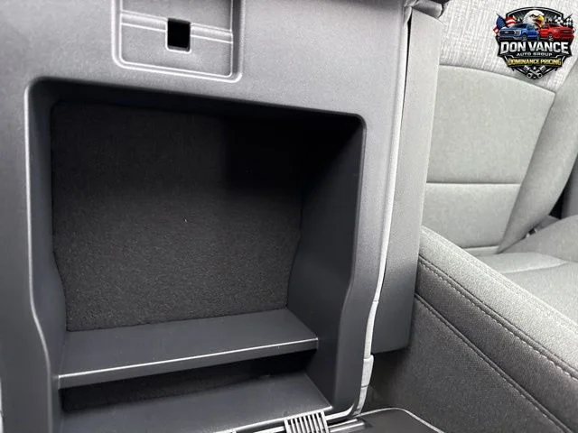 New 2026 Avalanche Ford F-250® XLT image 19