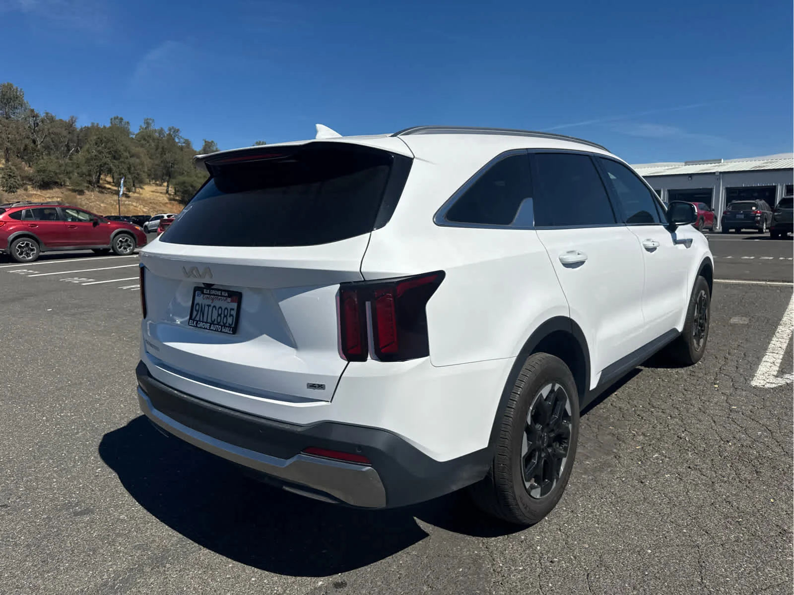 Used 2025 Glacial White Pearl Kia S image 5