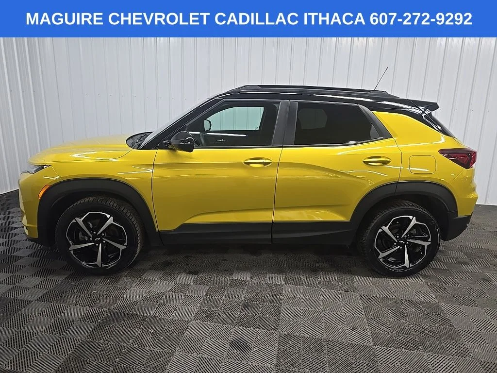 Used 2023 Yellow Chevrolet RS image 5