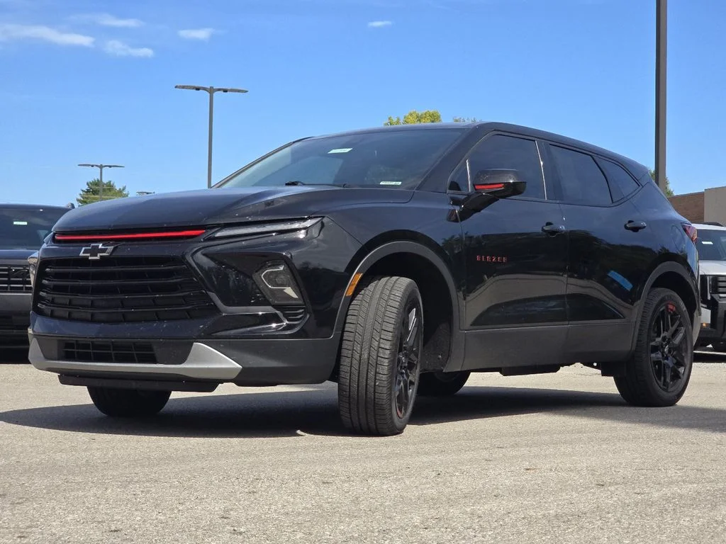 Used 2024 Black Chevrolet LT image 10