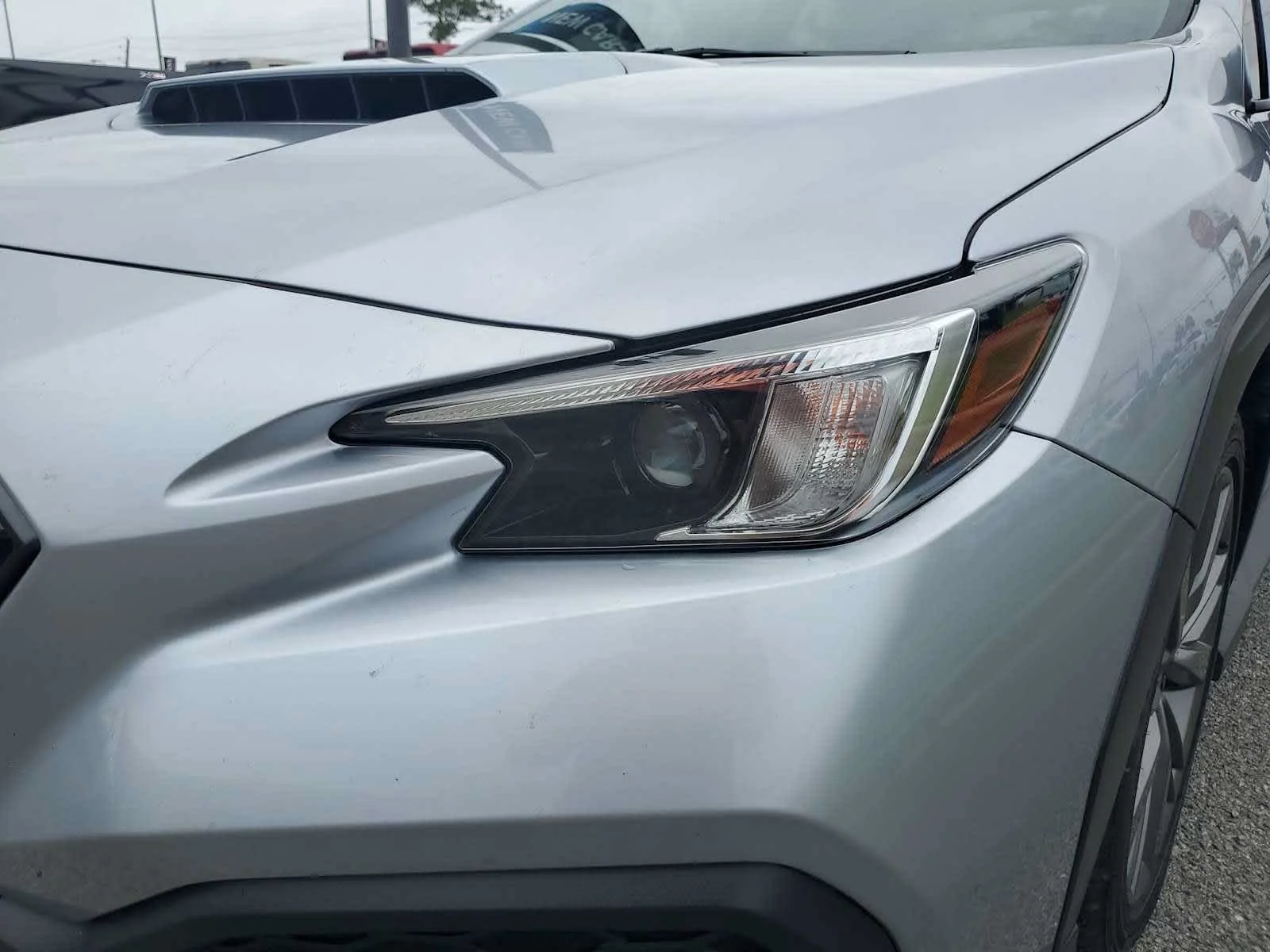 Used 2023  Subaru  image 16