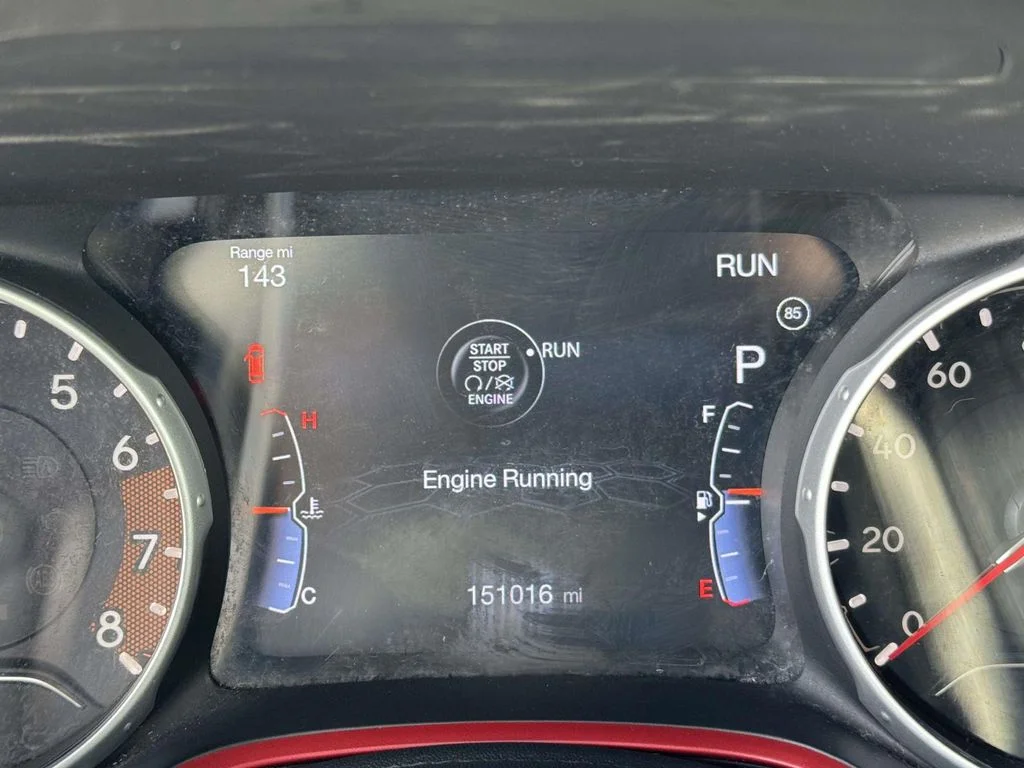 Used 2019 Red Jeep Trailhawk image 25